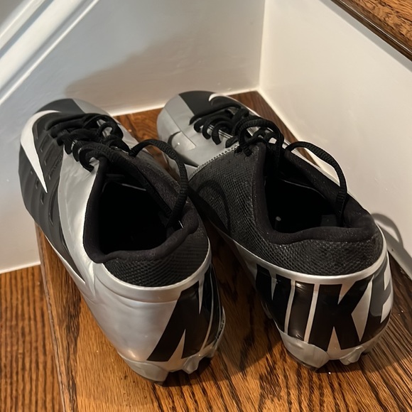 New Mens Nike Vapor Speed TD Football with foot ball Cleats. With out box. Mint! - Picture 2 of 9